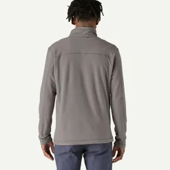 Outlet Men's Micro D&reg; Fleece Pullover Pullovers