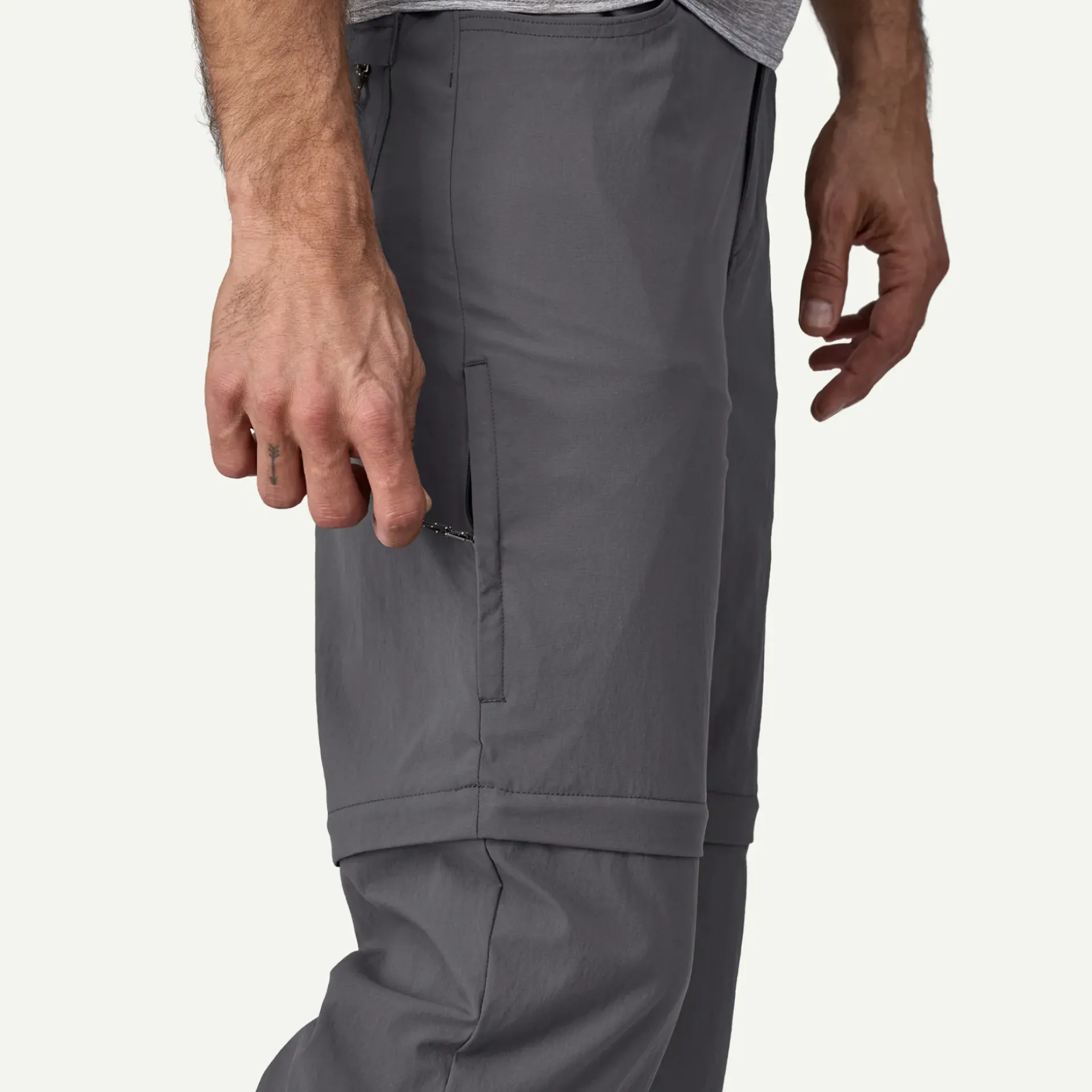 Hot Men's Quandary Convertible Pants Pants & Jeans